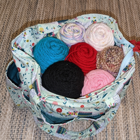 Crochet Yarn set 7 skeins - Picture 2 of 6